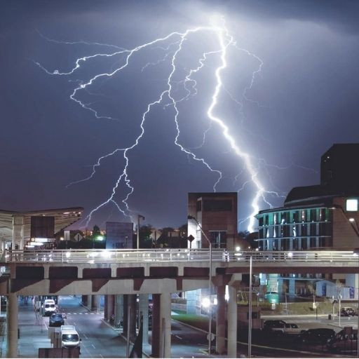 Effetti delle scariche atmosferiche Fulminazione in un contesto residenziale